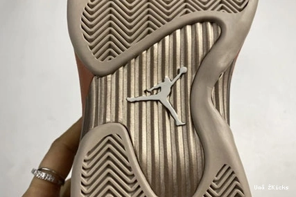 Low 14 Jordan x 3303 Air 828 CLOT Sleek DC9857- 1006
